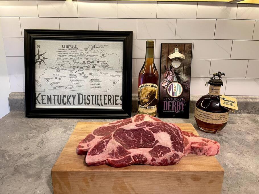 Villa The Bourbon & Horse Country Epicenter Frankfort Esterno foto