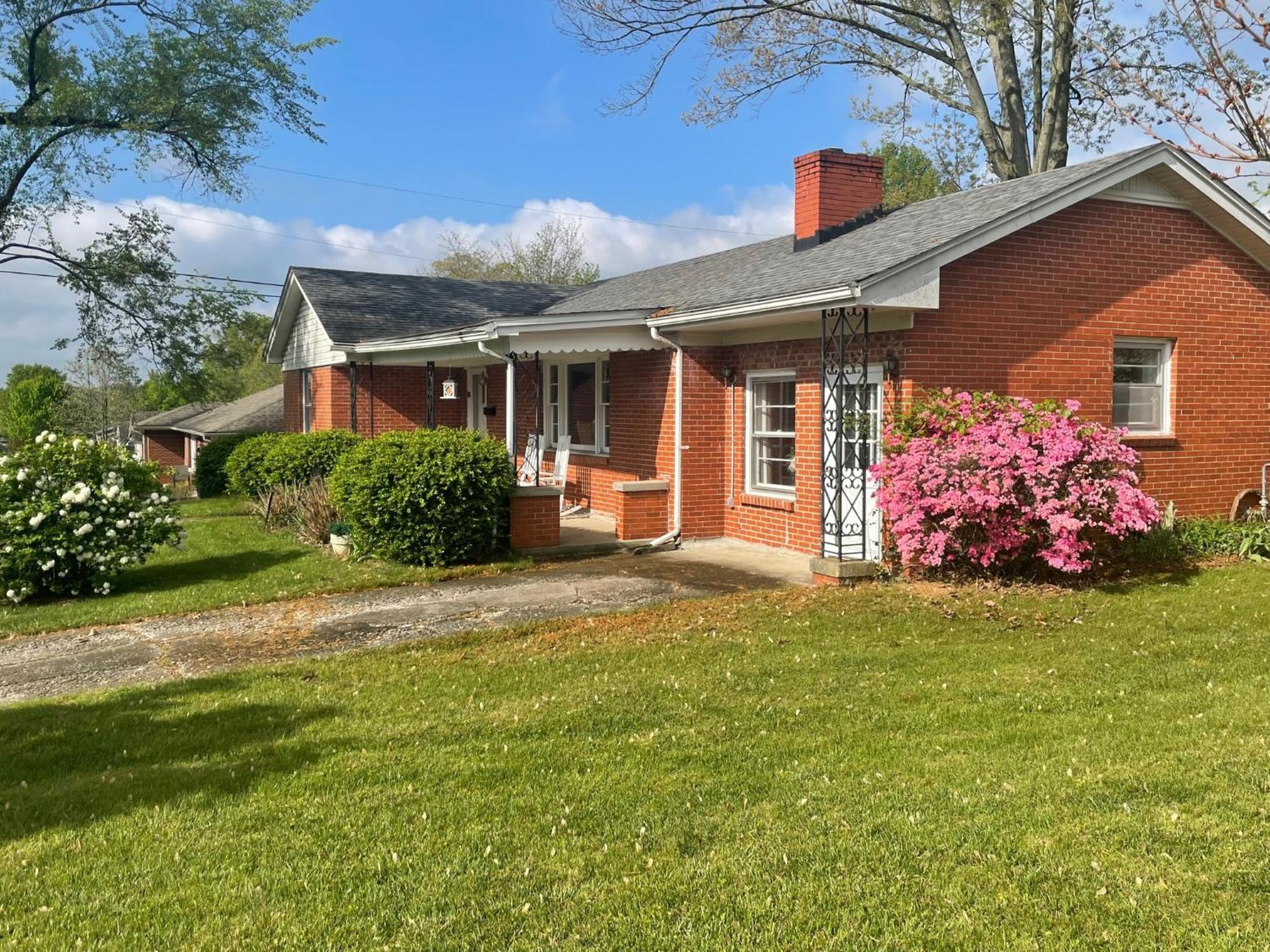 Villa The Bourbon & Horse Country Epicenter Frankfort Esterno foto